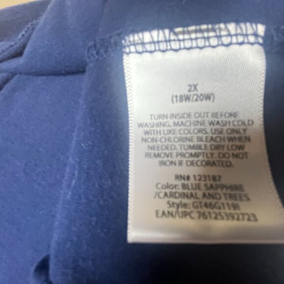 Holiday Time Long Sleeve Tee Top Plus Size 2X (18W/20W) Nave Blue Red Cardinals - Picture 7 of 7